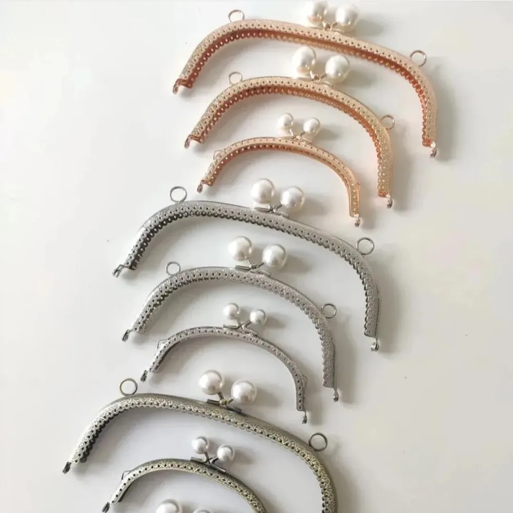 ΟΒΑΛ ΜΕΤΑΛΛΙΚΟ ΠΛΑΙΣΙΟ ΚΛΙΚ ΚΛΑΚ  16.5 CM  ΜΕ ΜΠΙΛΙΑ