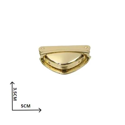 ΚΟΥΜΠΩΜΑ ΤΣΑΝΤΑΣ ΤΡΙΓΩΝΟ ΣΧΟΛΙΚΟ